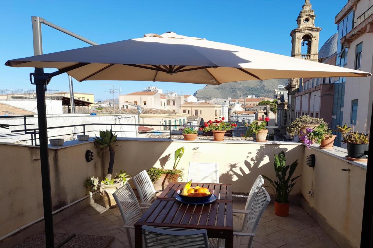 Terrace With View Attic In Old Town Ballarhome Palermo Exterior foto